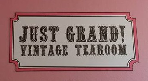 Tea and cake at Just Grand! - Lost in the North