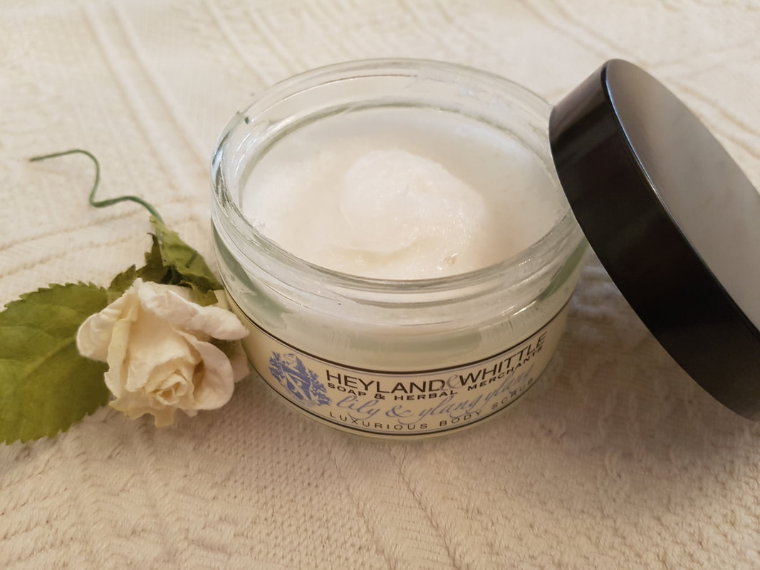 Heyland & Whittle Lily and Ylang Ylang Body Scrub Review - Lost in the North