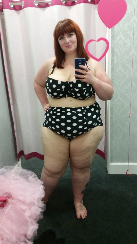 A plus size summer: Embracing my bikini body - Lost in the North