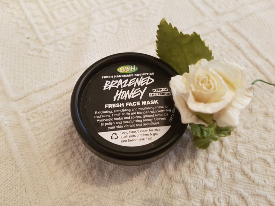 Skincare must-have: Lush Brazened Honey Fresh Face Mask - Lost in the North